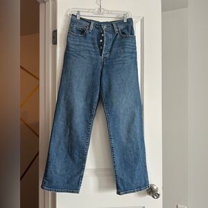 Levi's Straight Leg Slight Crop Jeans